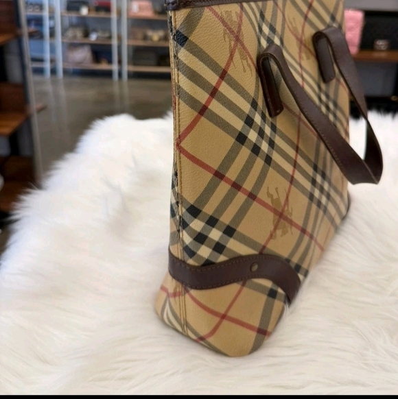 Dbl Authentic Burberry Tan and Brown Plaid Classic Tote Bag With Dustbag - Picture 4 of 7